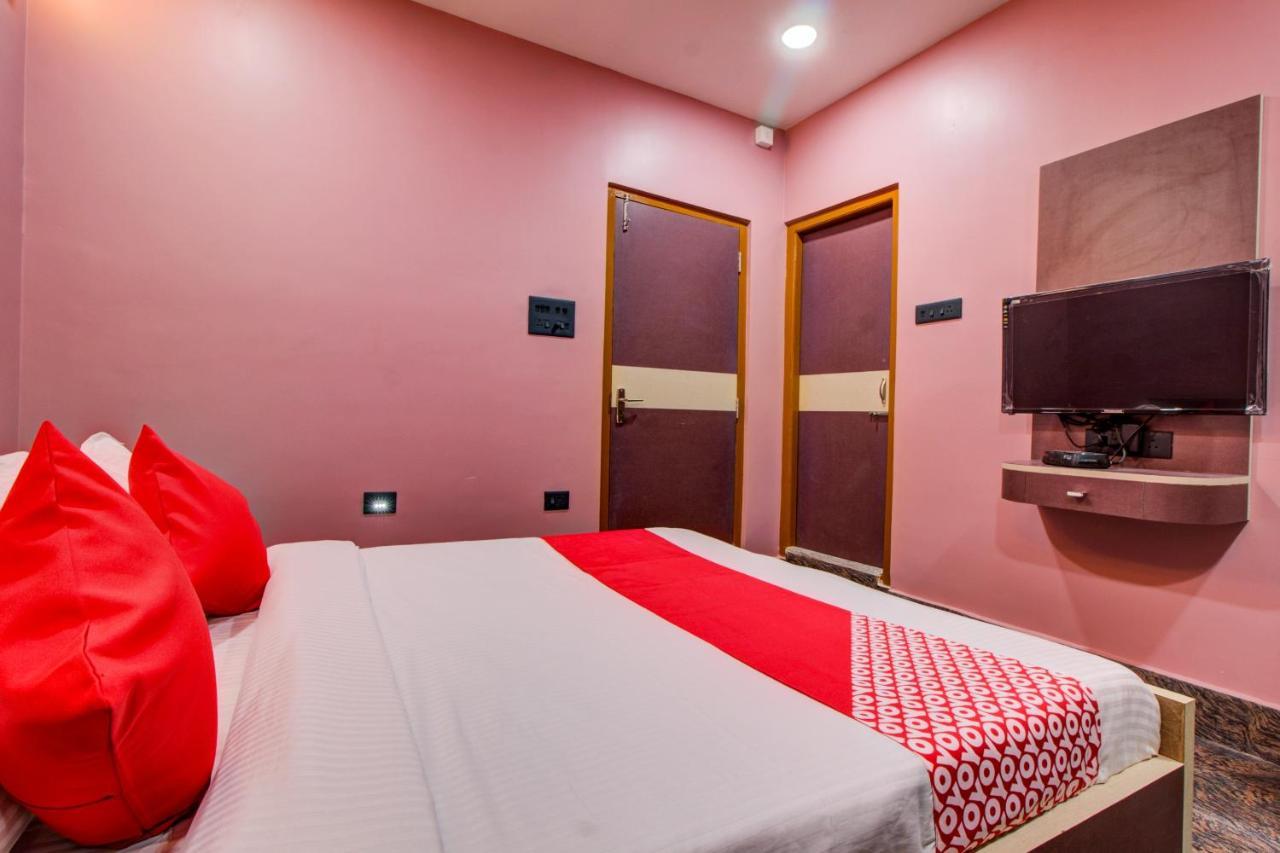 Oyo 16871 Anant Home Stay Шилонг Екстериор снимка