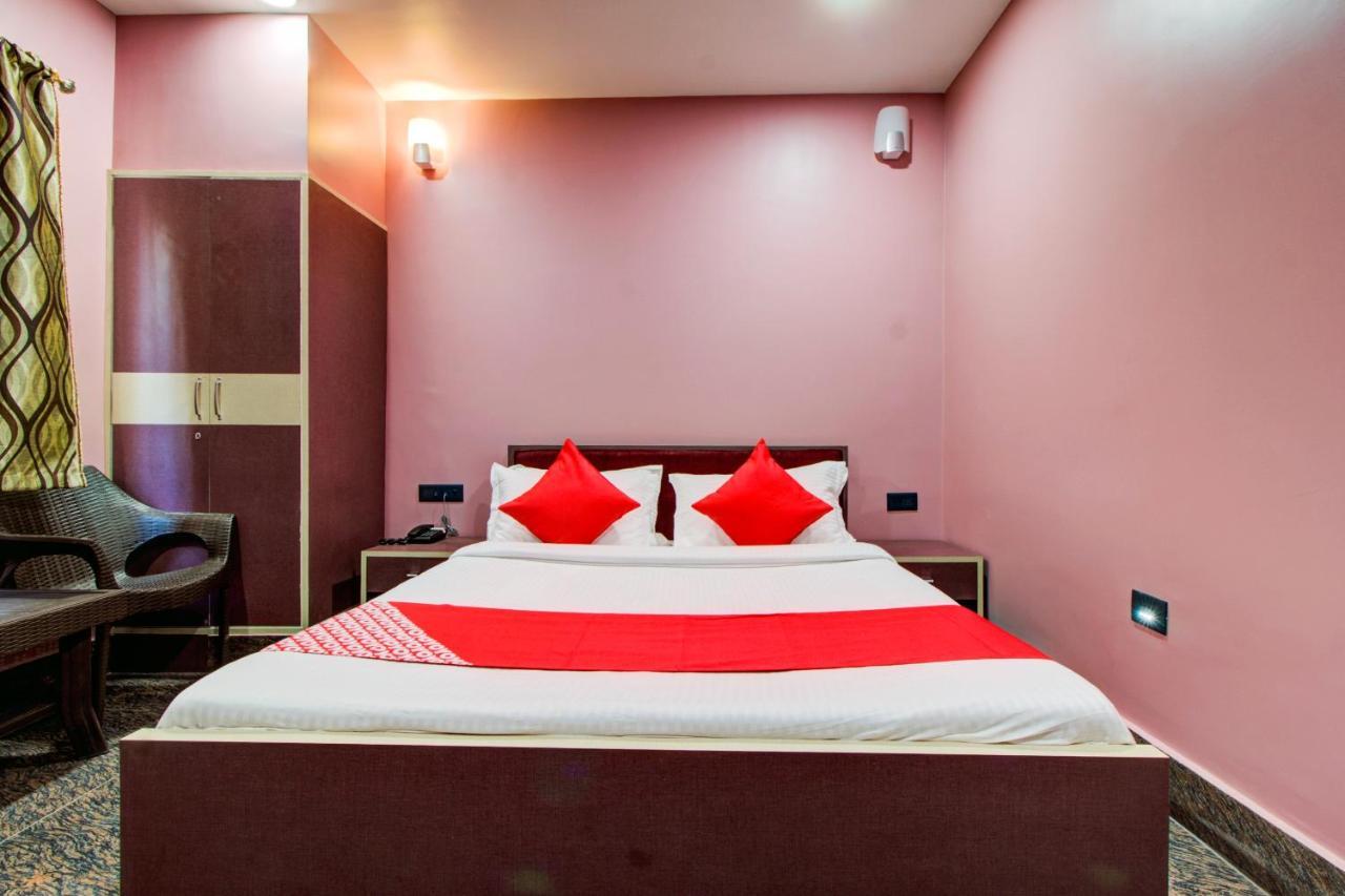 Oyo 16871 Anant Home Stay Шилонг Екстериор снимка