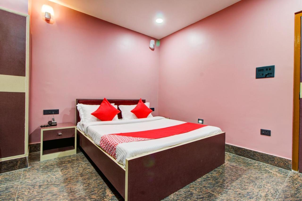 Oyo 16871 Anant Home Stay Шилонг Екстериор снимка
